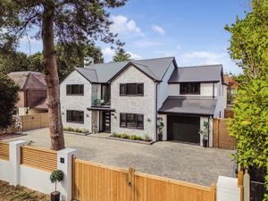 External with Gated Entrance- click for photo gallery